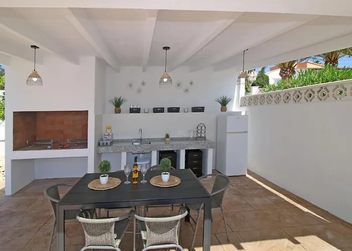 Villa Claudia By Interhome Calp